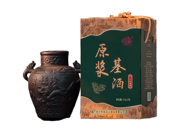 漳州抱龙山黄酒回收抱龙山原浆基酒封坛珍藏20年5斤绍兴黄酒行情价格