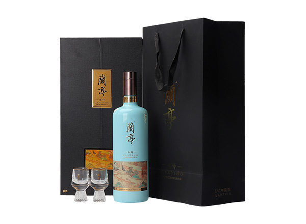 漳州会稽山黄酒回收兰亭大师三十年陈酿1L礼盒装绍兴黄酒行情价格